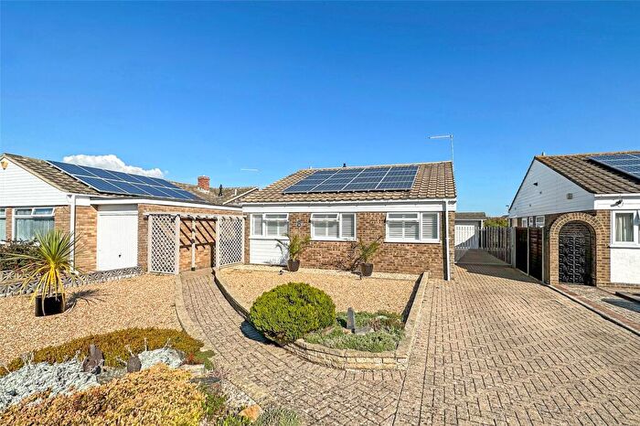 2 Bedroom Bungalow For Sale In The Estuary, Littlehampton, West Sussex, BN17