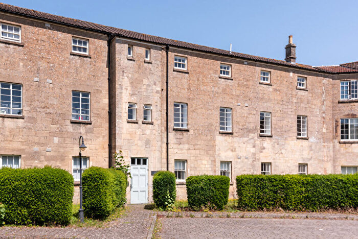 2 Bedroom Apartment For Sale In Kempthorne Lane, Bath, BA2