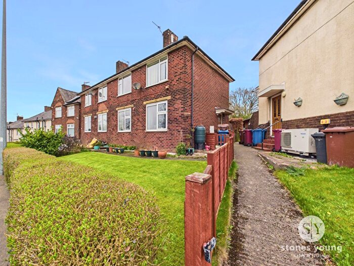 1 Bedroom Flat For Sale In Brownhill Drive, Blackburn, BB1