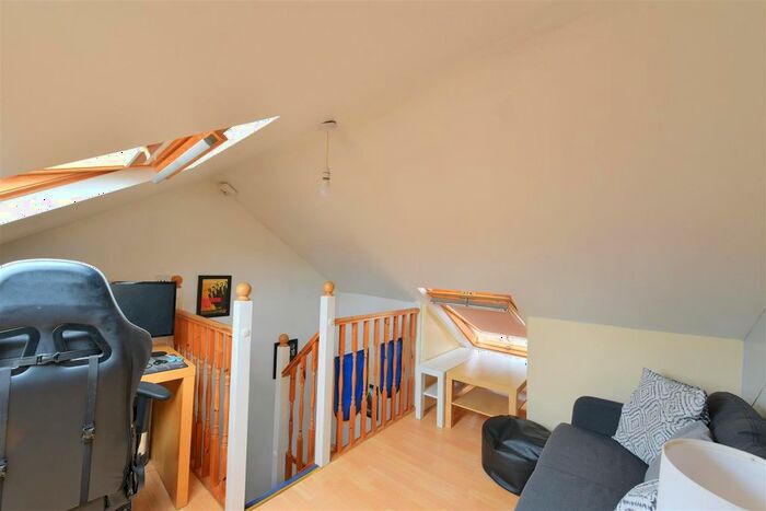 2 Bedroom Terraced House To Rent In Curzon Terrace, York, YO23