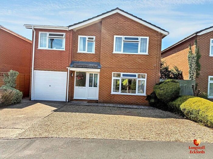 4 Bedroom Detached House For Sale In Stephenson Way, Bourne, PE10