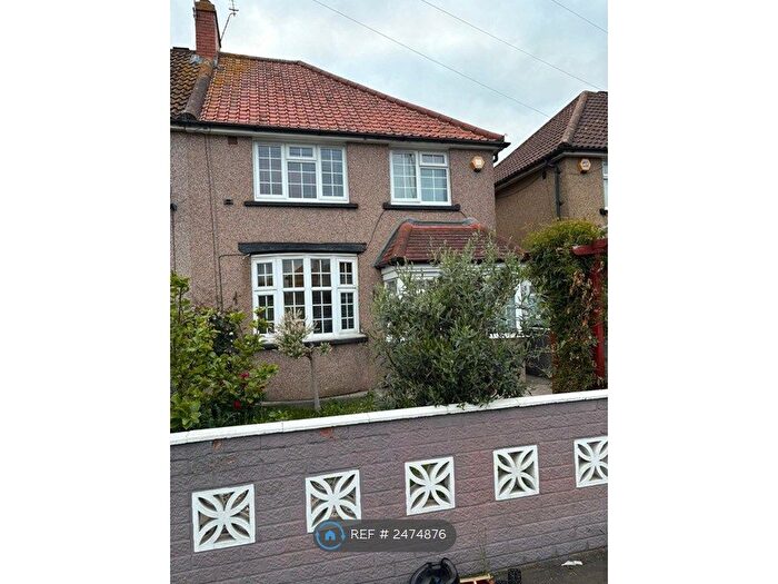 3 Bedroom Semi-Detached House To Rent In Raleigh Road, Feltham, TW13