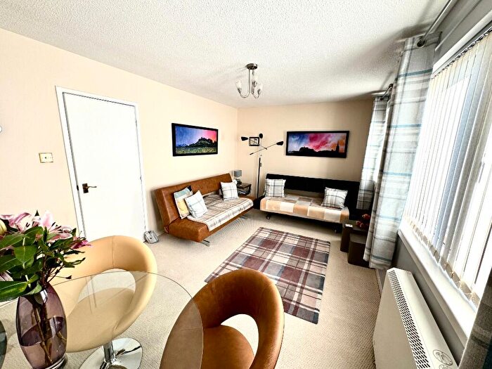 1 Bedroom Flat For Sale In Lugar Street, Coatbridge, Lanarkshire, ML5