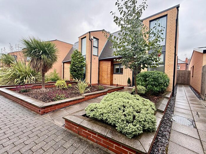2 Bedroom Semi Detached House For Sale In West Place Court, West Bridgford, NG2