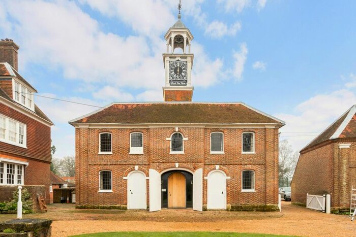 3 Bedroom Flat To Rent In The Green, Matfield, Tonbridge, TN12