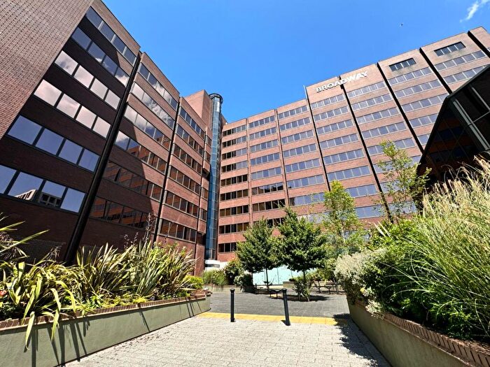 1 Bedroom Flat For Sale In Broadway Residences, Broad Street, Birmingham, B15