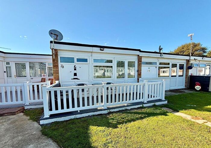 2 Bedroom Chalet For Sale In Beach Road, Hemsby, NR29