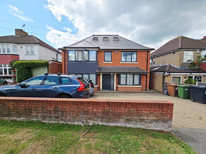 6 Bedroom Detached House To Rent In Merry Hill Road, Bushey, WD23