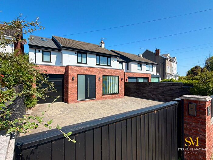 4 Bedroom Detached House For Sale In Elson Road, Formby, Liverpool, L37