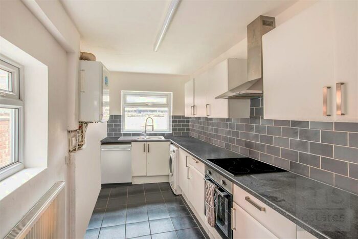 5 Bedroom Terraced House To Rent In Grove Road, Lenton, Nottingham, NG7