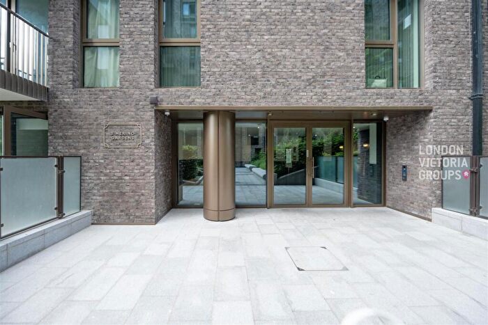 2 Bedroom Apartment To Rent In Merino Gardens, London, E1W