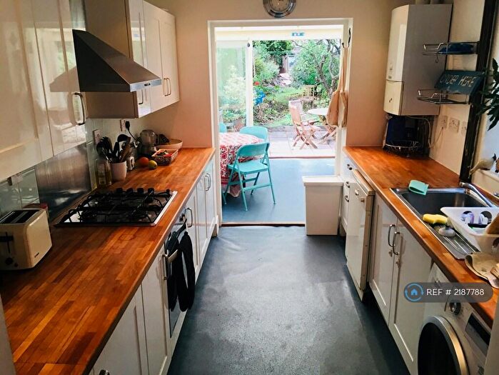3 Bedroom Terraced House To Rent In Ridley Road, London, E7