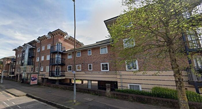 2 Bedroom Flat To Rent In Portland Road, Hove, East Sussex, BN3