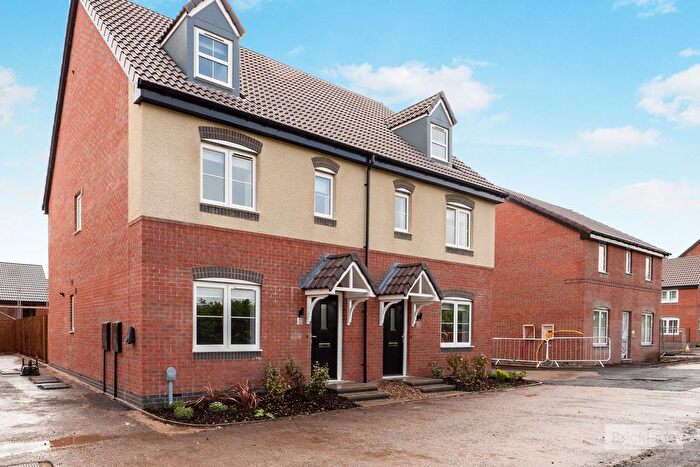 4 Bedroom Semi Detached House To Rent In Packe Road, Shepshed, Loughborough, LE12