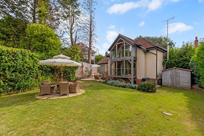 4 Bedroom Detached House For Sale In Brookside, Farnham, Surrey, GU9
