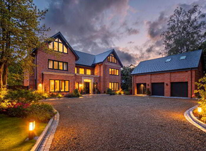 6 Bedroom Detached House For Sale In Circular Road, Belfast, BT4