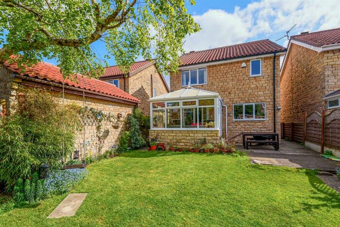 3 Bedroom Detached House To Rent In Eastfield Close, Tadcaster, North Yorkshire, LS24