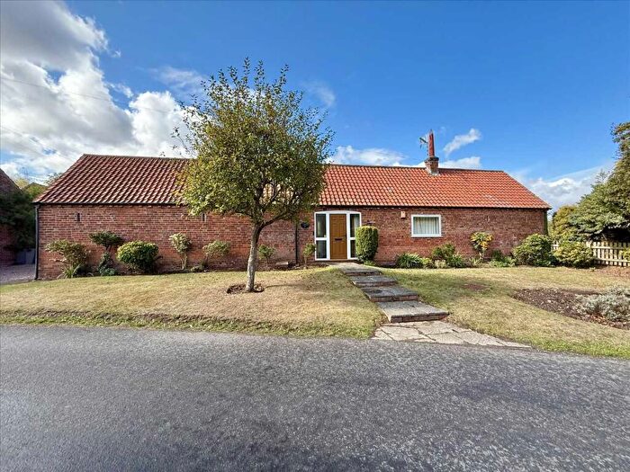 2 Bedroom Detached Bungalow For Sale In Manor Farm Close, Bradmore, Nottingham, NG11