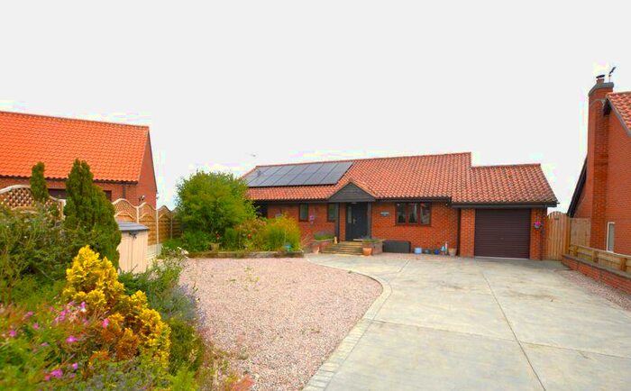 3 Bedroom Bungalow For Sale In Amazing Views Over Countryside, NG33