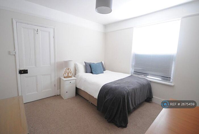 4 Bedroom Terraced House To Rent In Swindon Road, Cheltenham, GL51