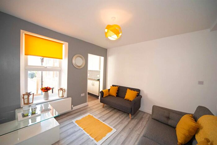 3 Bedroom House To Rent In Charlotte Road, Stirchley, Birmingham, West Midlands, B30