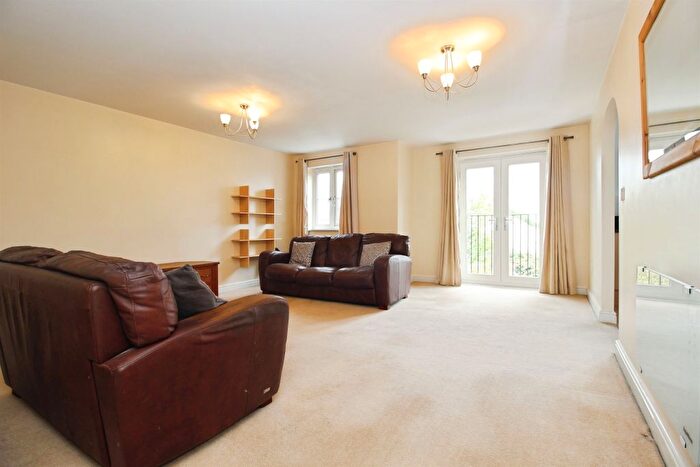 2 Bedroom Flat For Sale In Constable Drive, Ossett, WF5