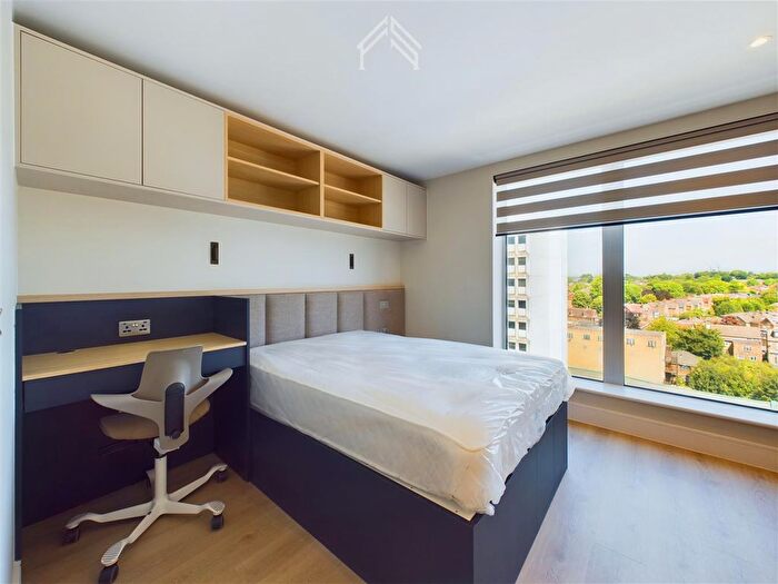 Studio To Rent In The Apiary, Ealing, W5