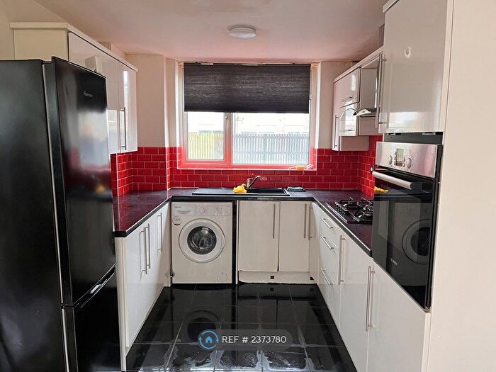 2 Bedroom Terraced House To Rent In Ellen Street, Birmingham, B18