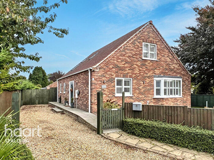 3 Bedroom Chalet For Sale In Washway Road, Saracen's Head, PE12