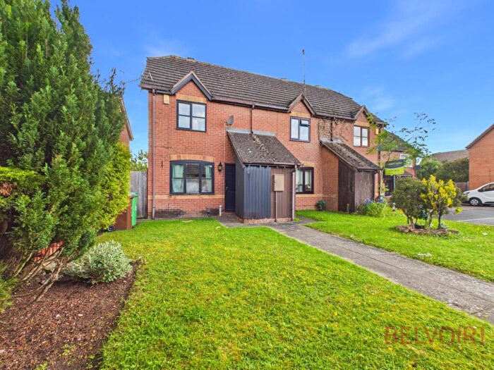 2 Bedroom End Of Terrace House For Sale In Braddock Close, Lenton, Nottingham, NG7
