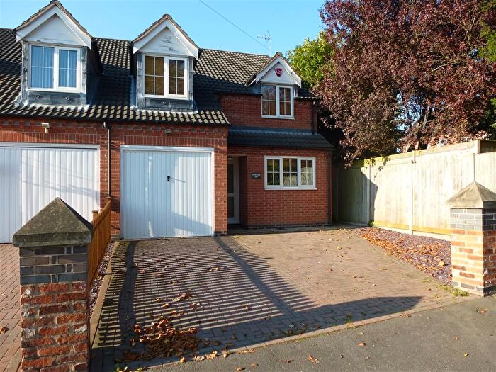 4 Bedroom Property To Rent In Church Street, Nottingham, NG16