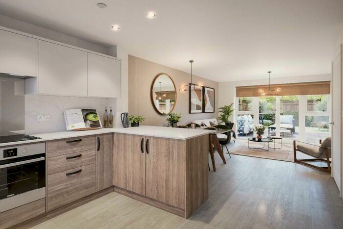 3 Bedroom Semi-Detached House To Rent In Chesterwell, Mile End, Colchester, Essex, CO4