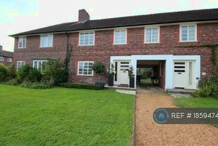 4 Bedroom Terraced House To Rent In Ethelburt Avenue, Southampton, SO16