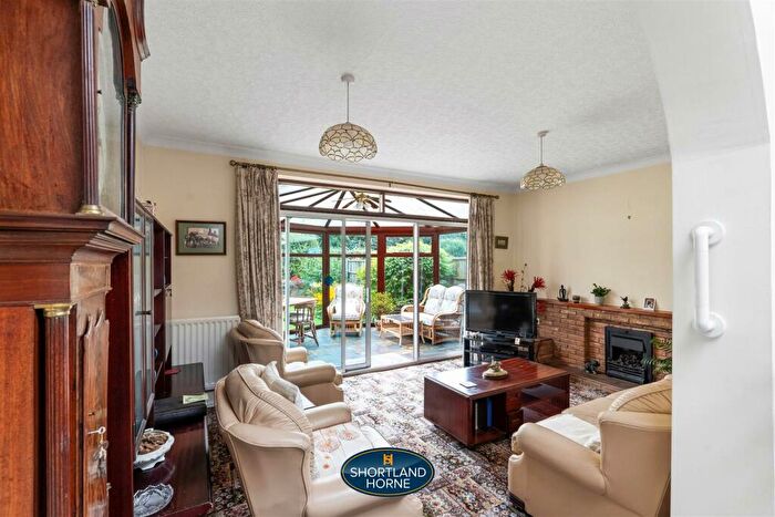 2 Bedroom Detached Bungalow For Sale In Shilton Lane, Potters Green, Coventry, CV2