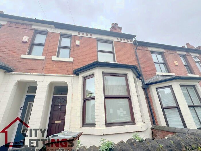 6 Bedroom Terraced House To Rent In Kimbolton Avenue, Lenton, NG7