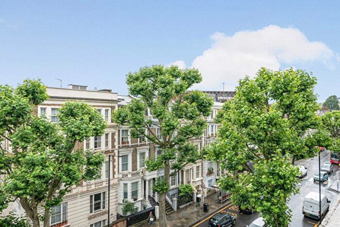1 Bedroom Flat For Sale In Ladbroke Grove, London, W10