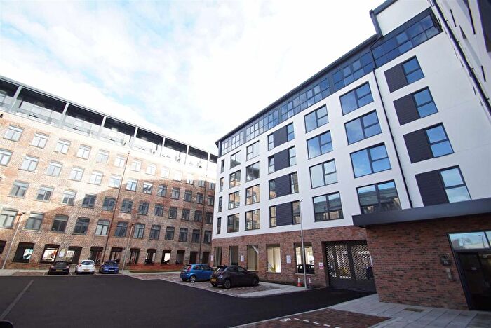 1 Bedroom Flat To Rent In Victoria Riverside, Atkinson Street, Hunslet Mill B, Leeds, LS10