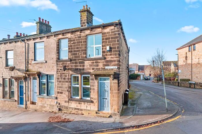 2 Bedroom End Of Terrace House For Sale In Lands Lane, Leeds, LS20