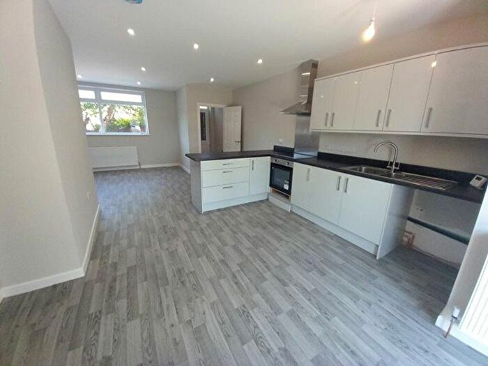 1 Bedroom Apartment To Rent In Highlands Avenue, Barrow-In-Furness, LA13