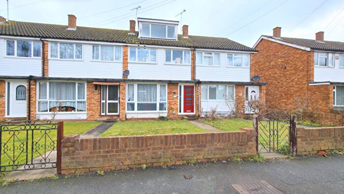 5 Bedroom Terraced House For Sale In South Road, South Ockendon, RM15