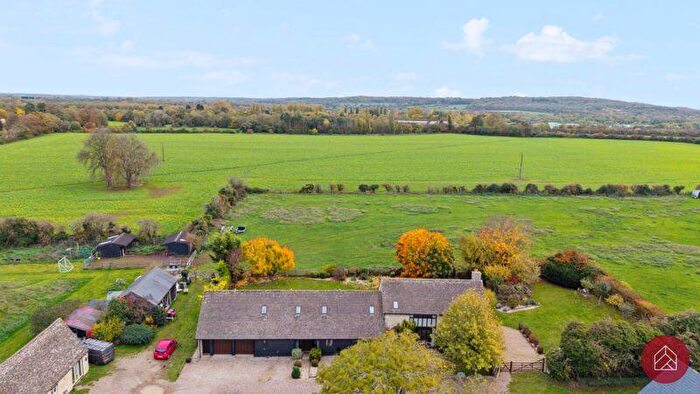 5 Bedroom Detached House For Sale In Windmill Barn, Yarnton, OX5