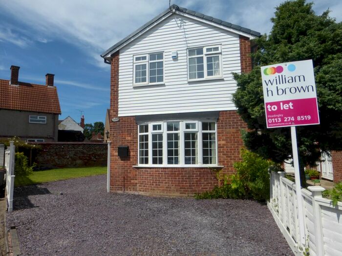 3 Bedroom Property To Rent In Red Lodge Close, Leeds LS8