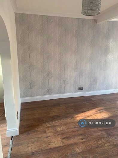 2 Bedroom Flat To Rent In Portland Road, Galston, KA4