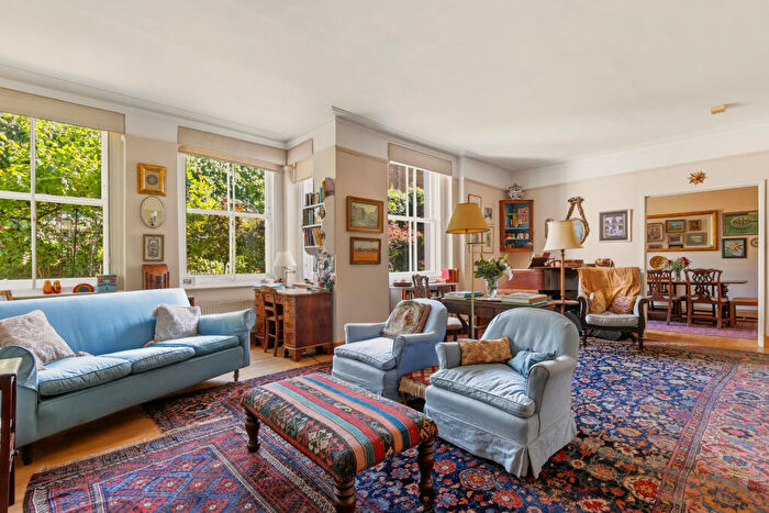 3 Bedroom Apartment For Sale In Fawcett Street, London, SW10