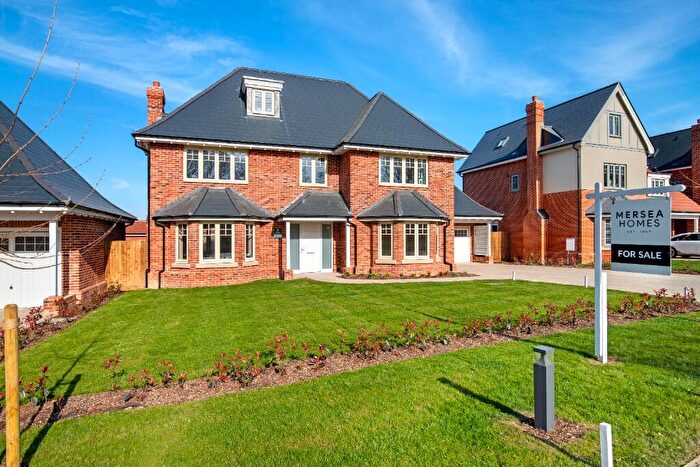 5 Bedroom Detached House For Sale In Colchester, CO4