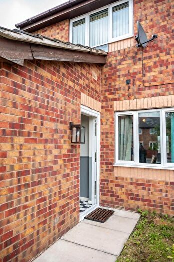 2 Bedroom Semi-Detached House To Rent In Wrigley Avenue, Bradford, BD4