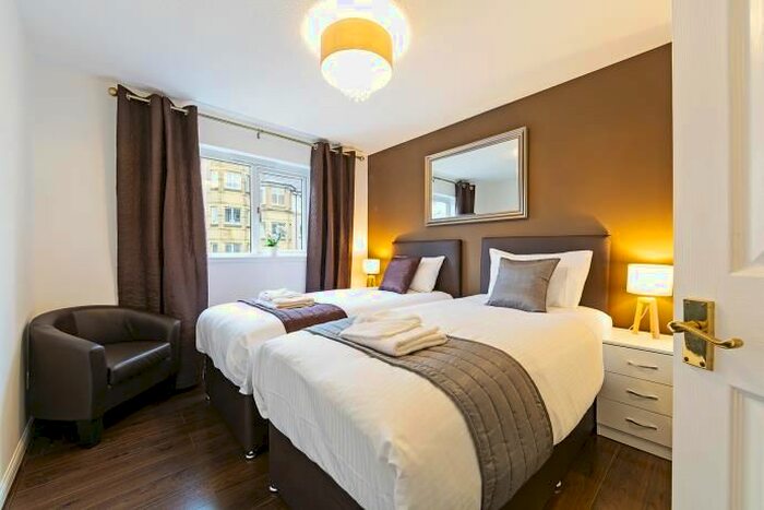 3 Bedroom Flat To Rent In Easter Dalry Wynd, Edinburgh, EH11