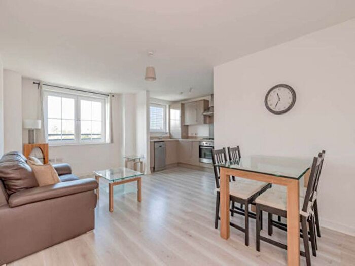 1 Bedroom Flat To Rent In Dauline Road, South Queensferry, Midlothian, EH30