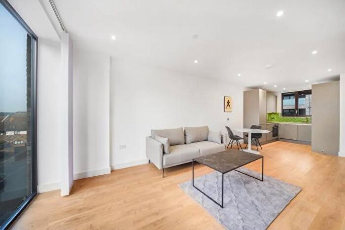 1 Bedroom Apartment To Rent In Dress Makers House, Aberfeldy Village, London, E14