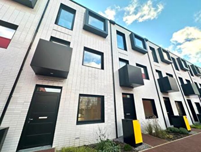3 Bedroom House To Rent In Redbridge Quay, Birkenhead, CH41